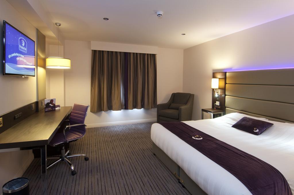 Premier Inn Peterborough - Ferry Meadows Eksteriør bilde