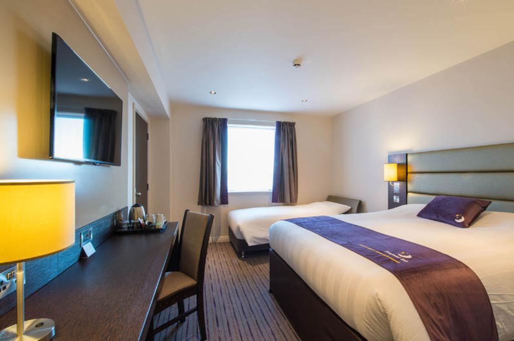 Premier Inn Peterborough - Ferry Meadows Eksteriør bilde